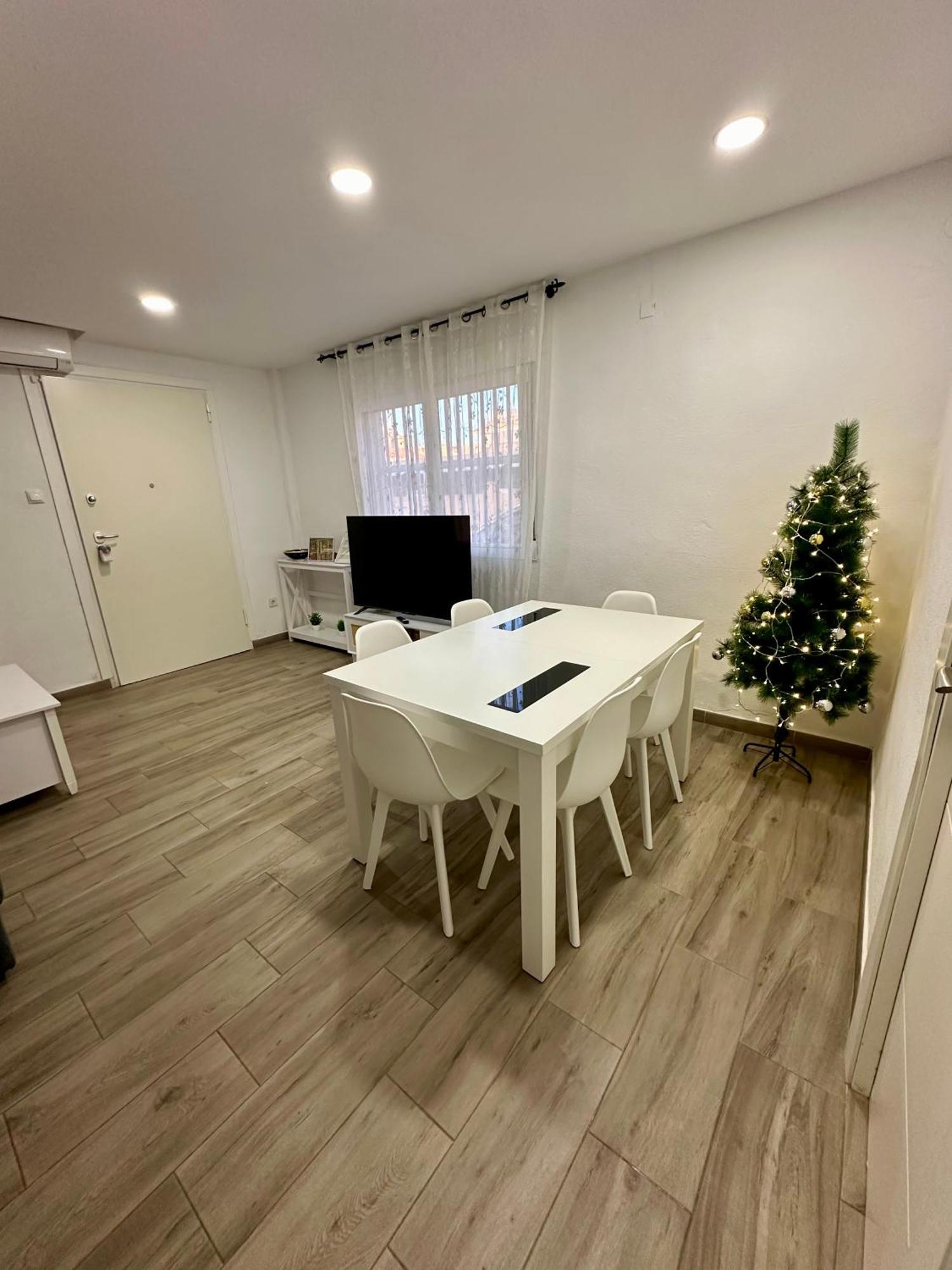 Subida Al Faro Apartment *